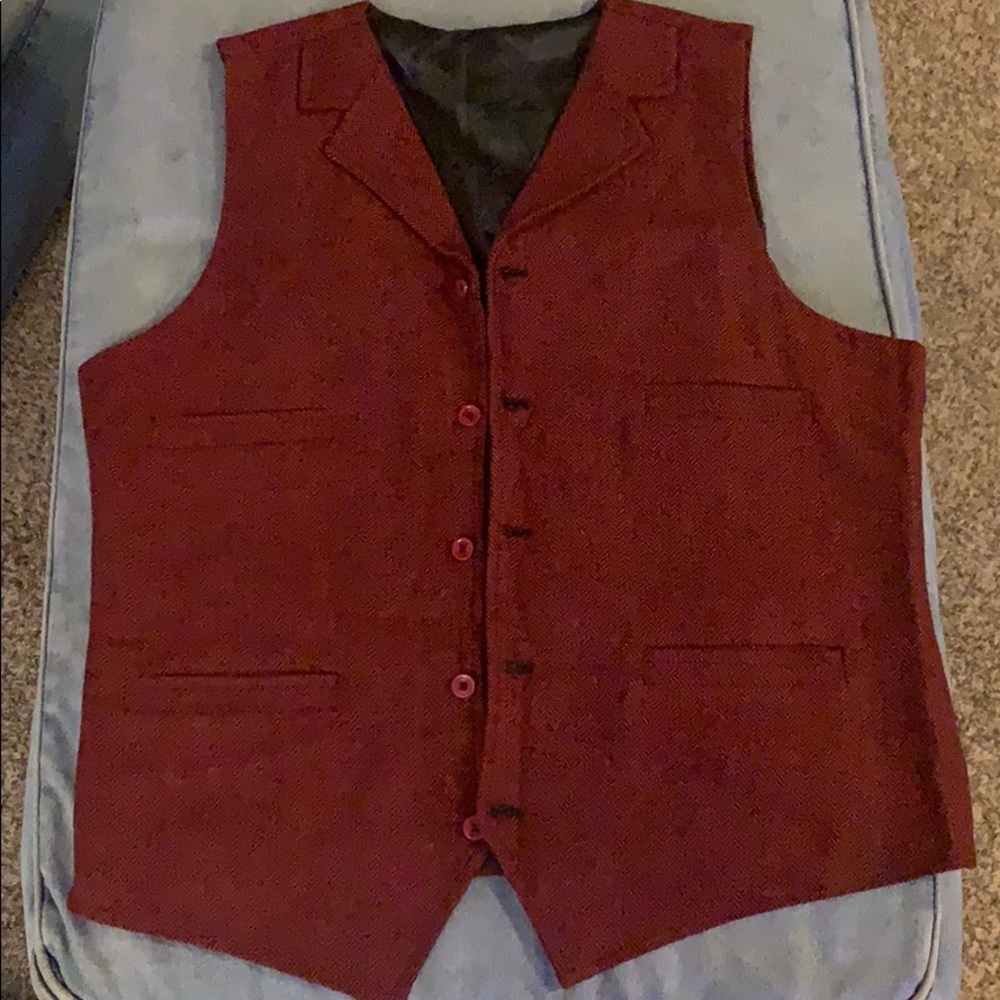 BRAND NEW Men’s Vest